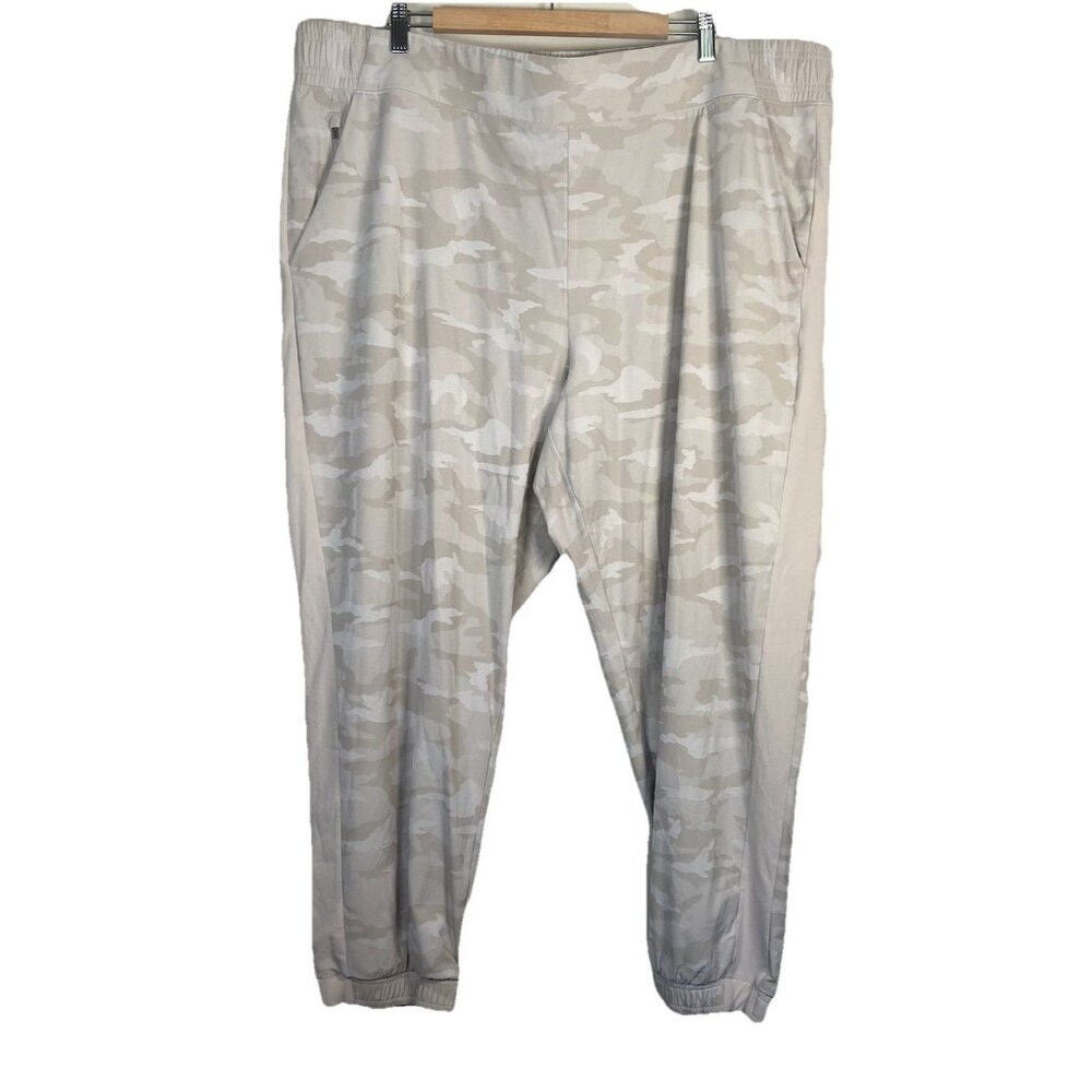 Athleta Plus Size Brooklyn Jogger Camo Pants Size 26 Athleisure Athletic Walking